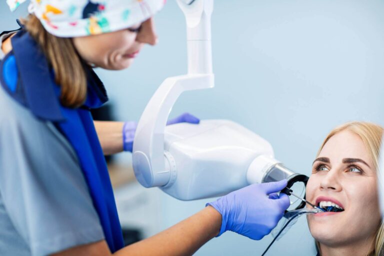 Stomatologia estetyczna Toruń