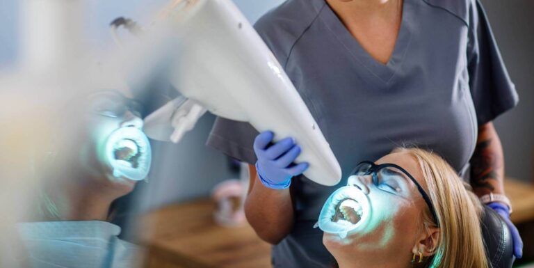 Wybielanie zębów Toruń